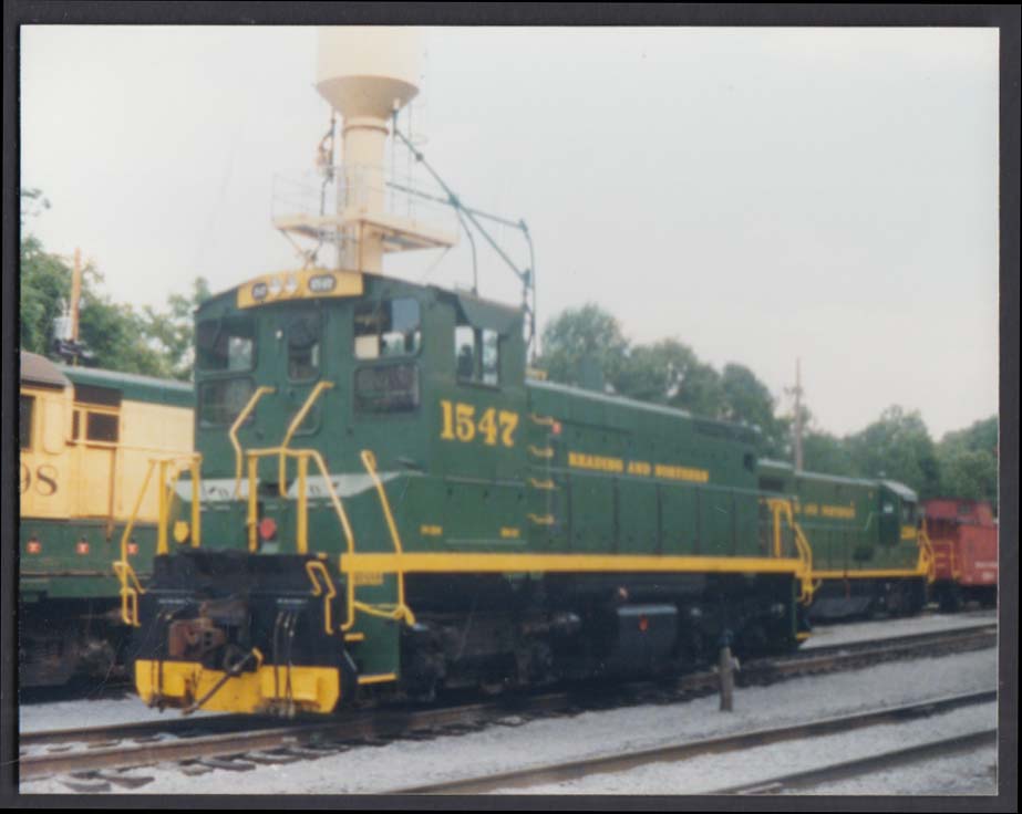 Reading & Northern RR EMD SW1500 Diesel Locomotive #1547 Color Photo