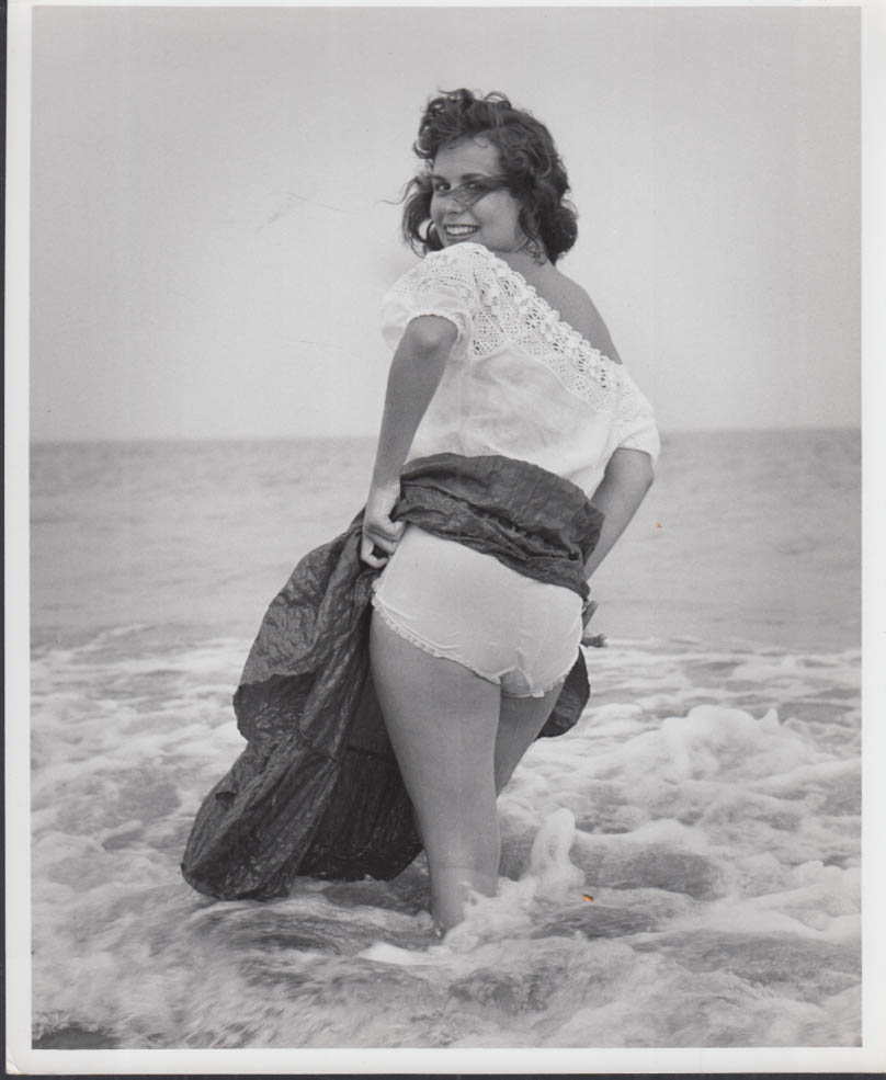 1950s Undergarments 
