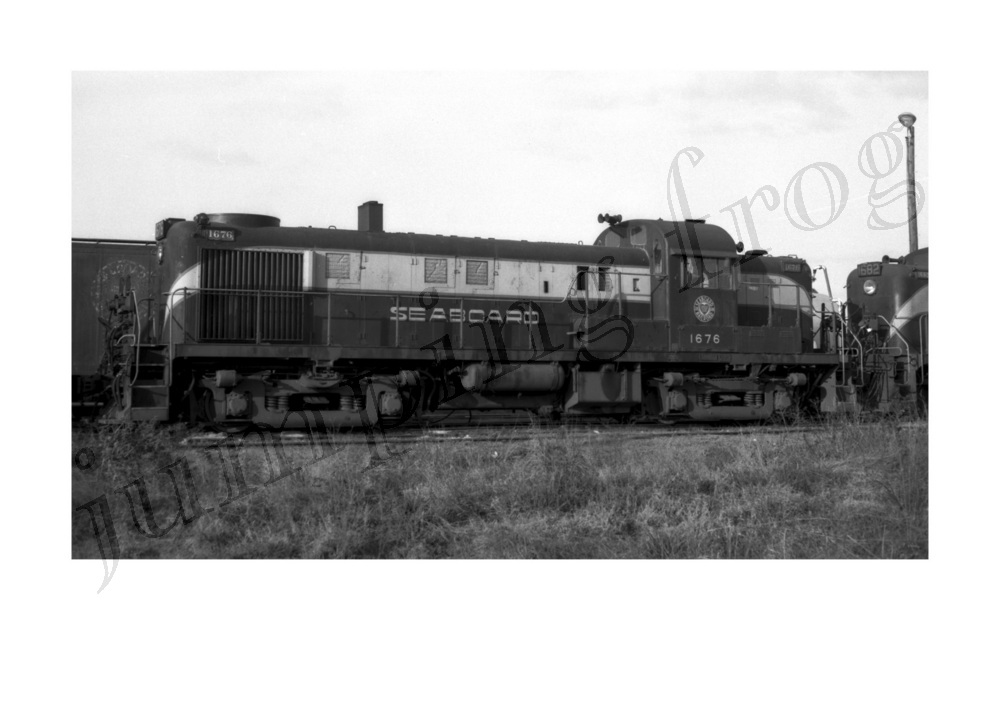 Seaboard Air Line Railroad Diesel Locomotive #1676 5x7 Photo