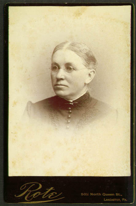 Woman in spectacles cabinet card Rote Lancaster PA