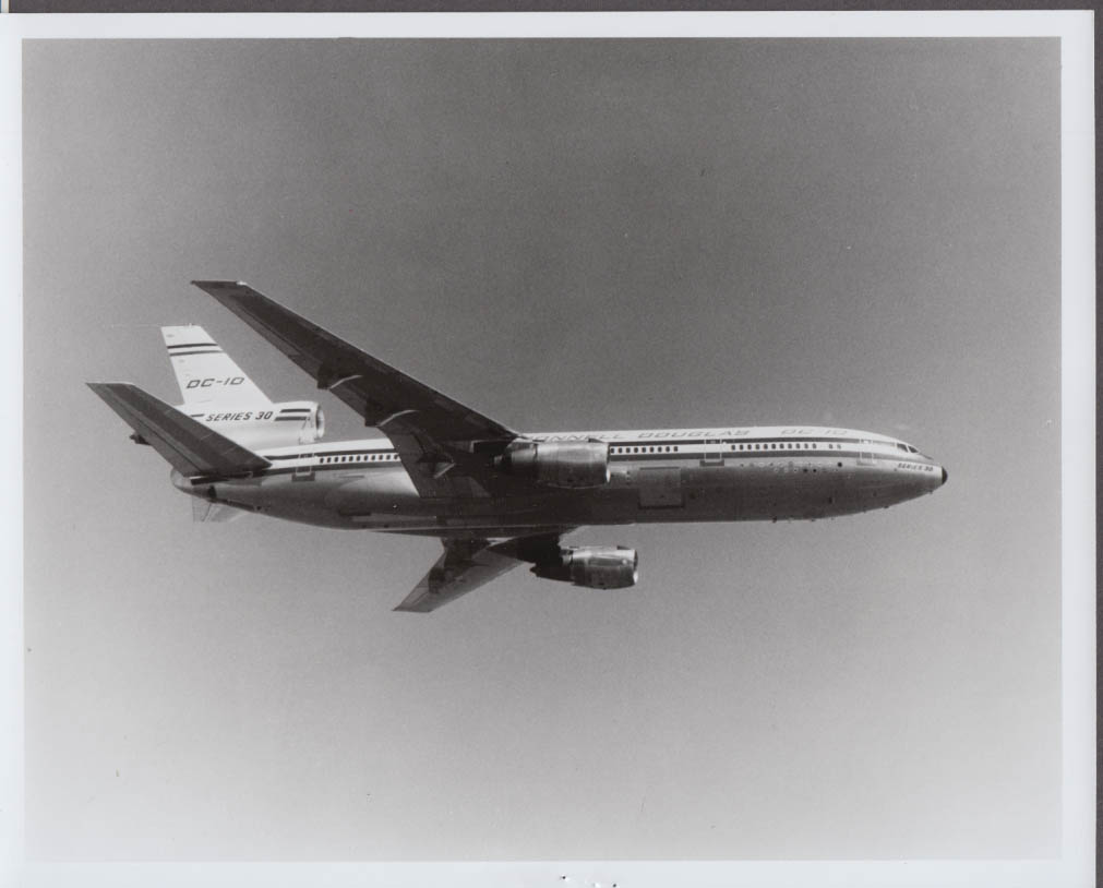 McDonnell Douglas DC-10 Series 30 photo w/ news release 10 1972