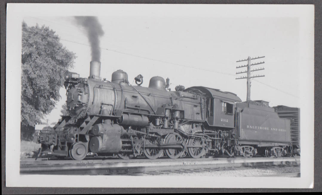 Baltimore & Ohio RR Steam locomotive 2-8-0 #2312 Wapakoneta OH photo 1950