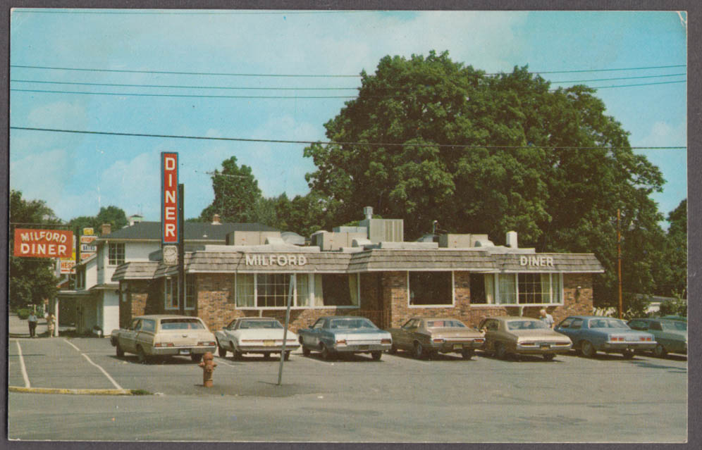 Milford Diner 301 broad St Milford PA postcard 1960s