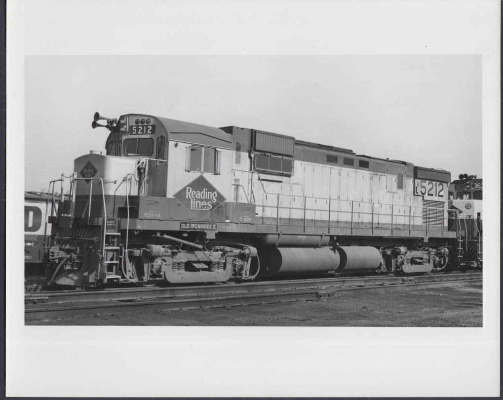 Reading RR Alco Century C430 diesel locomotive #5212 photo