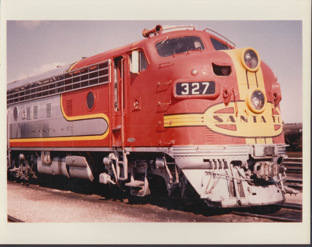 Atchison Topeka & Santa Fe RR EMD F7A diesel locomotive #327 color photo