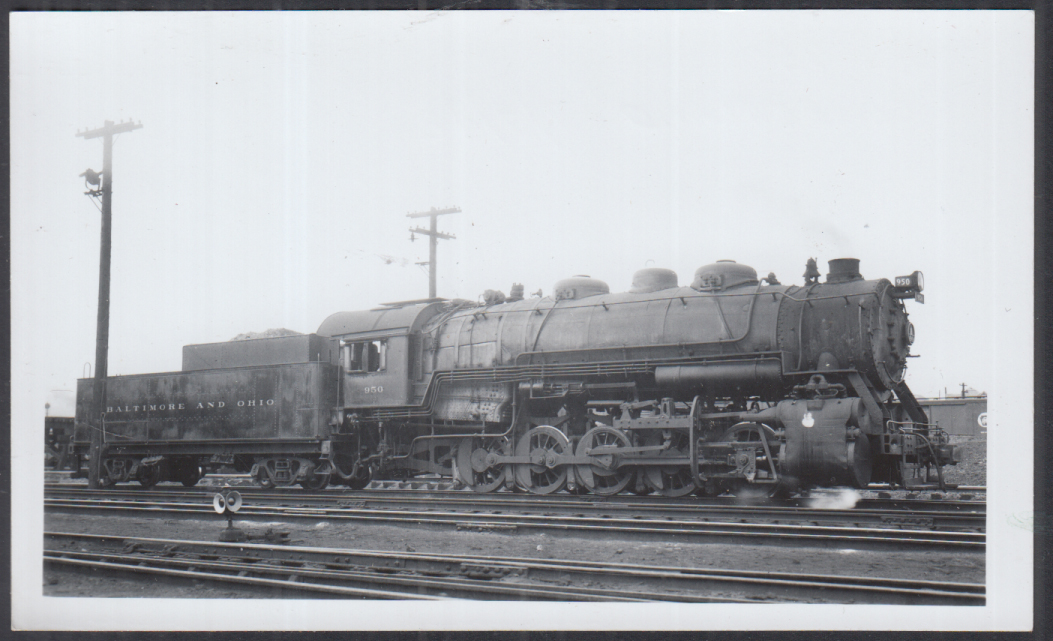 Baltimore & Ohio RR 0-10-2 steam locomotive #950 photo Cumberland MD 1948