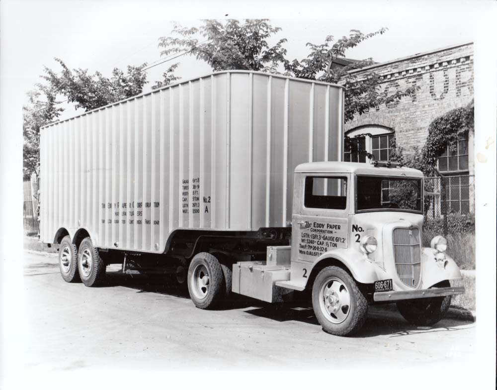 1935 Ford V-8 trailer truck photo Eddy Paper Corporation Michigan