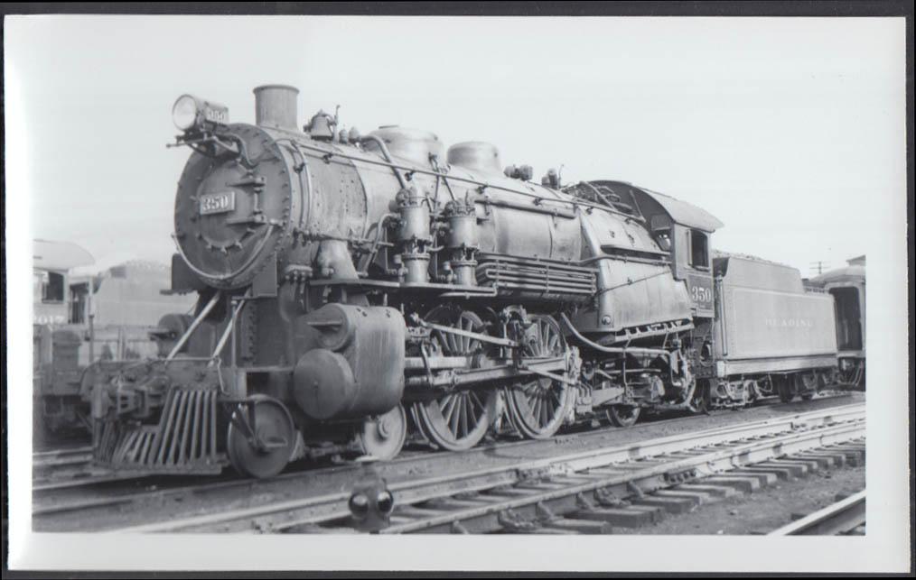 Reading Railroad P-5sd 4-4-2 steam locomotive #350 photo