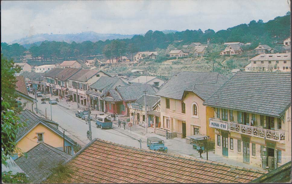 Street Scene in Dalat Vietnam postcard 1968 service mail Land Rover