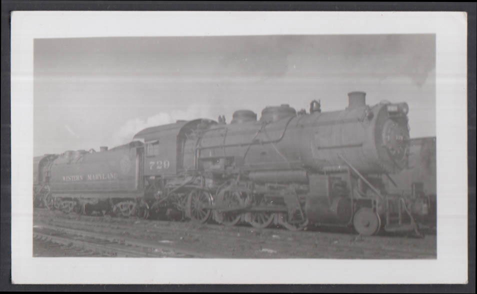 Western Maryland RR 2-8-0 steam locomotive #729 photo 1942