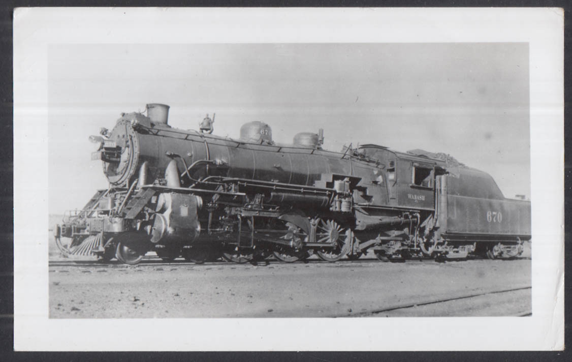 Wabash RR 4-6-2 steam locomotive #670 photo 1950