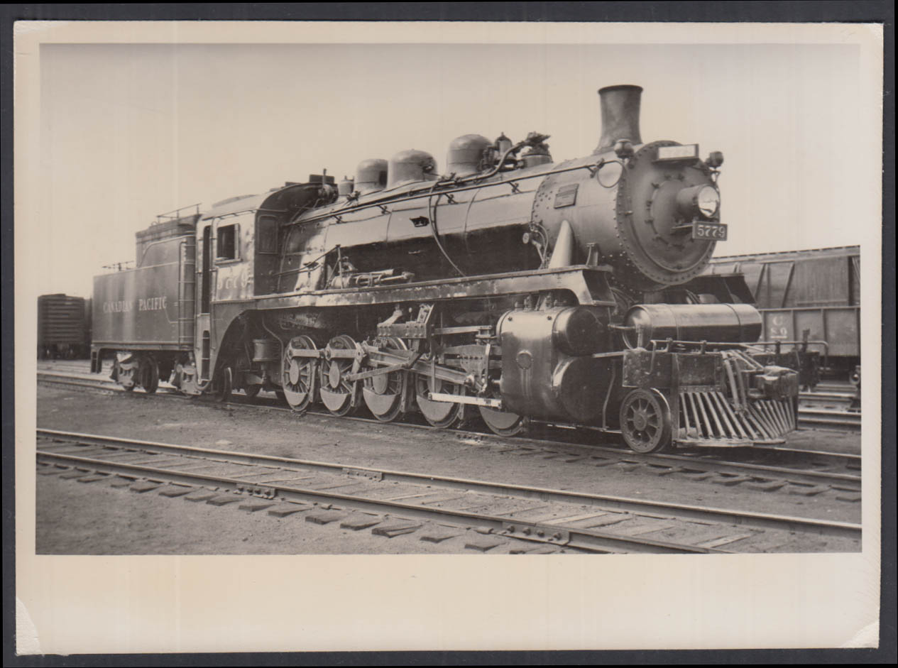 Canadian Pacific Ry Class R3c 2-10-0 steam locomotive #5779 photo