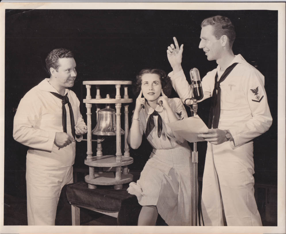 Bill Thompson & Durward Kirby in Meet Your Navy NBC Radio photo 1945