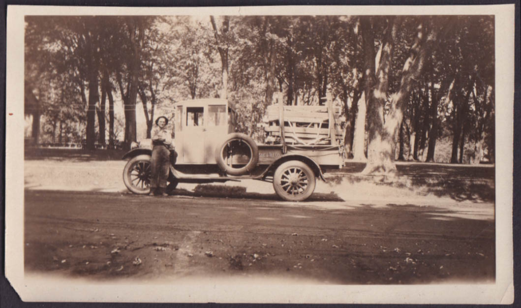 c 1924 Cassidy Mosaic & Tile Reo Truck & driver in overalls vernacular ...