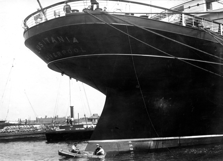 R M S Lusitania Maiden Voyage 1907: Stern View