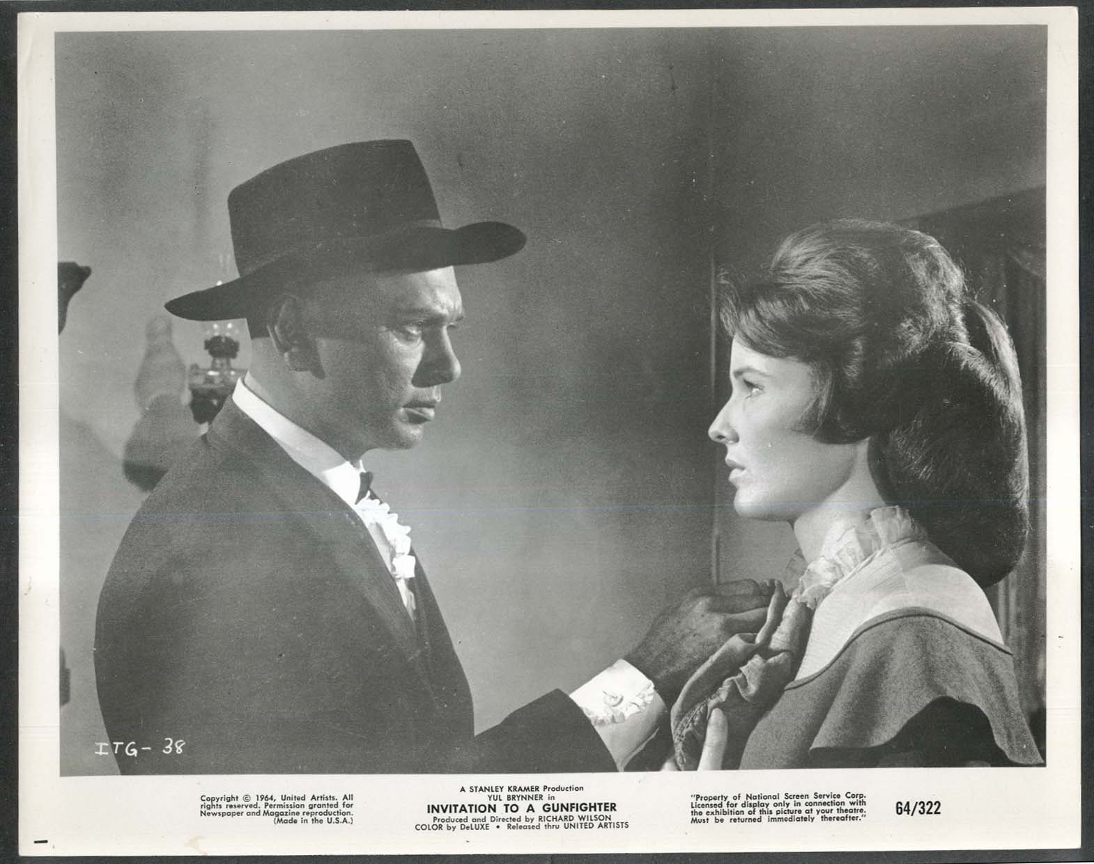 Yul Brynner Janice Rule Invitation to a Gunfighter 8x10 photograph 1964