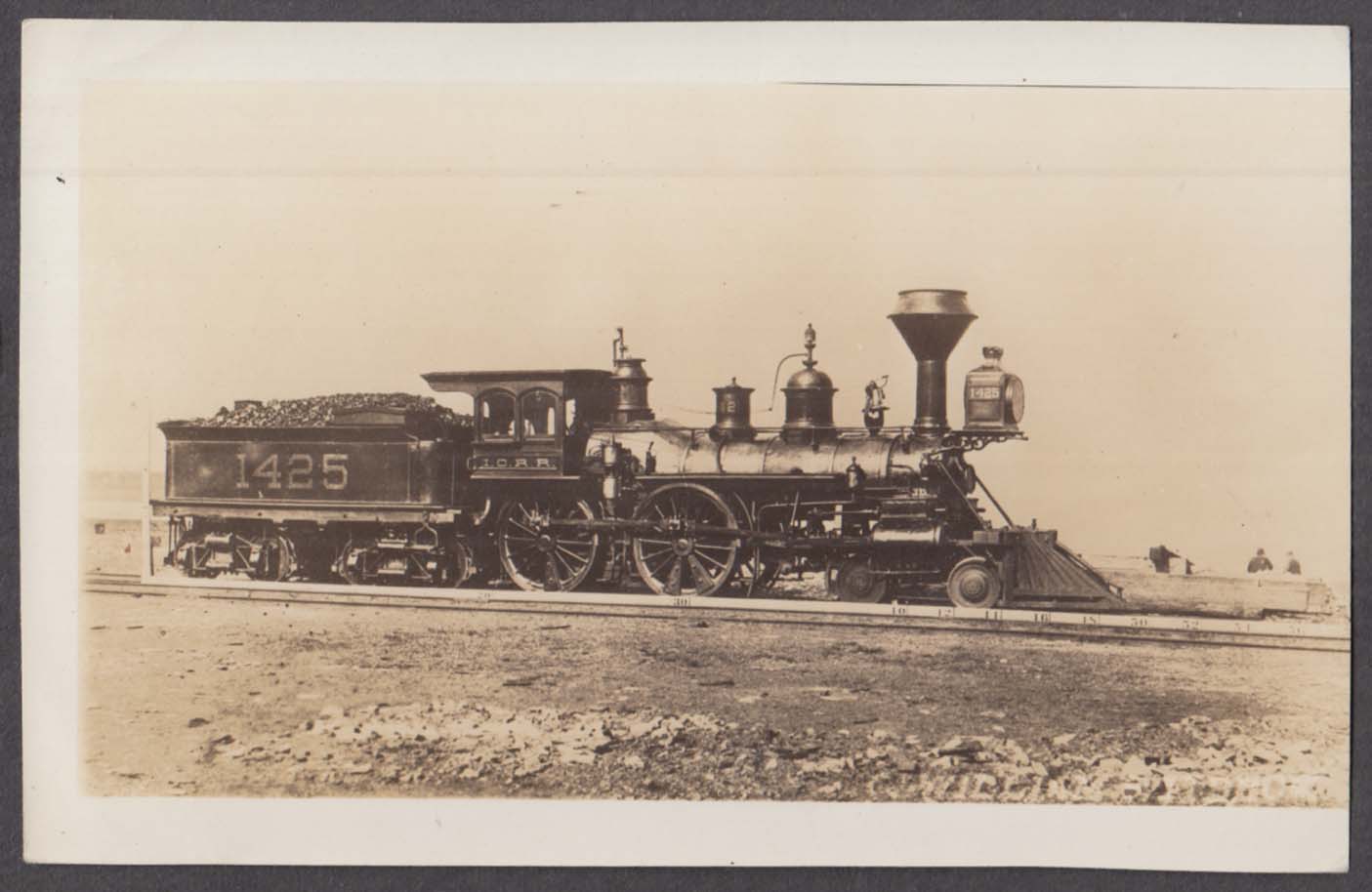 .Illinois Central RR 8-wheeler steam locomotive 4-4-0 #1425 photo