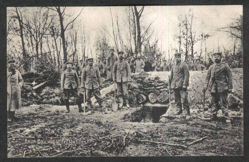 Soldiers digging trenches & command shed: German World War I postcard 1910s